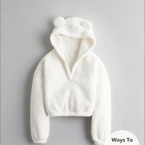 GILLY HICKS CROP SHERPA SLEEP HOODIE